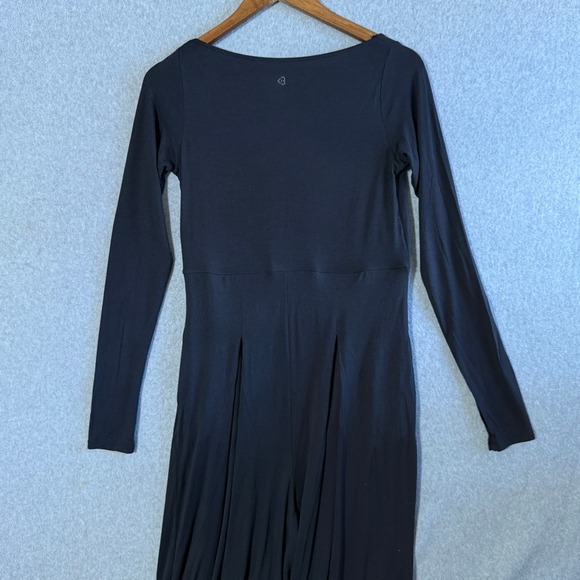 Blogilates Cascade V-Neck Jumpsuit Black Wide Leg Long Sleeve Pockets New L - Picture 8 of 11